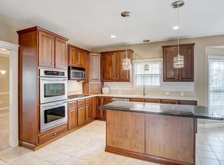3462 Heritage Oaks Dr, Hilliard, OH