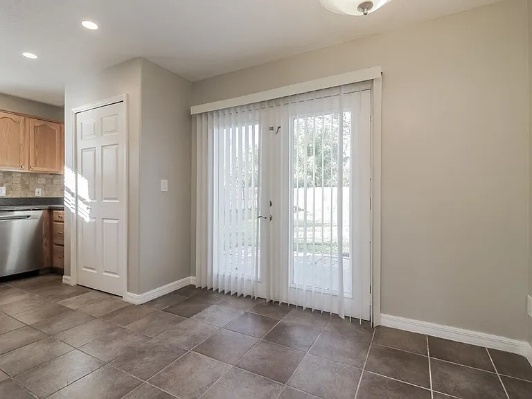 20411 Marlin St — Photo 6