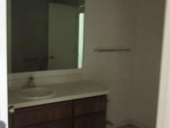 3rd image of 5815 Bayside Dr #45