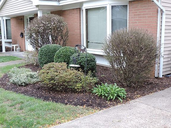 3rd image of 3665-3667 Beaumont Dr