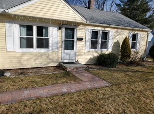 26 Alton Dr, Dudley, MA 01571