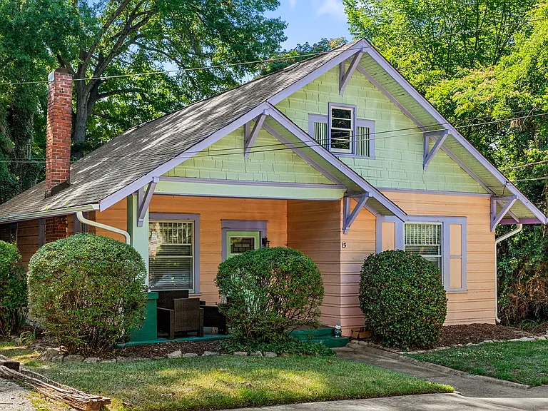 15 Springdale Ct — Photo 2