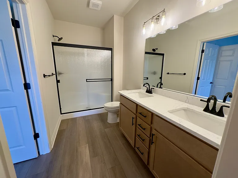 1161 Shadow Ln — Photo 12