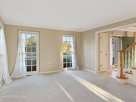 4th image of 9S061 Skylane Dr