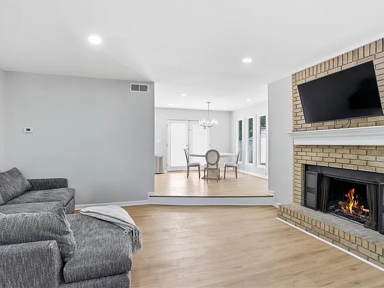 746 Joseph E Lowery Blvd SW — Photo 5