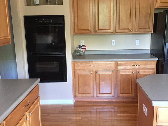 5th image of 14825 Chamberlain Dr
