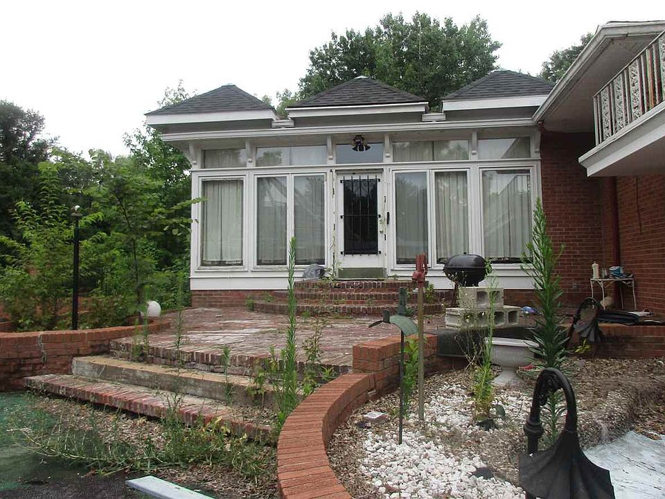 11 Skiles Dr Mount Carmel IL Zillow