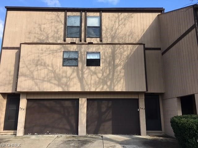 1st image of 543 Center Ave