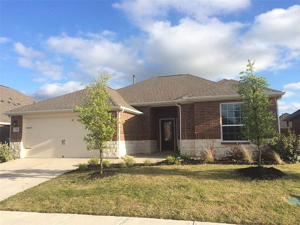 1st image of 429 Winchester Dr