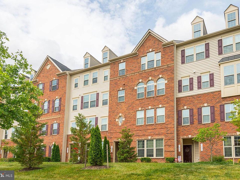 1st image of 7889 Culloden Crest Ln #93D