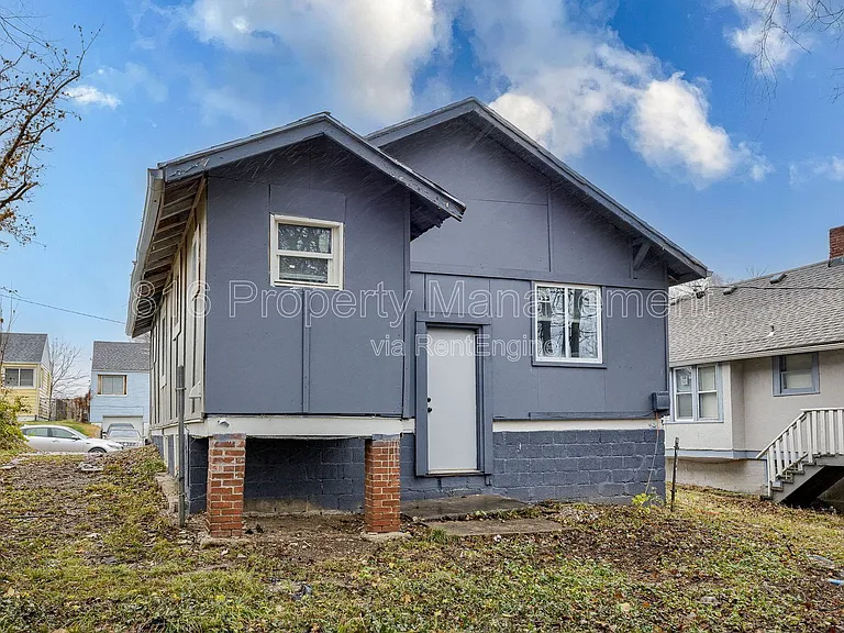 4109 Monroe Ave — Photo 16