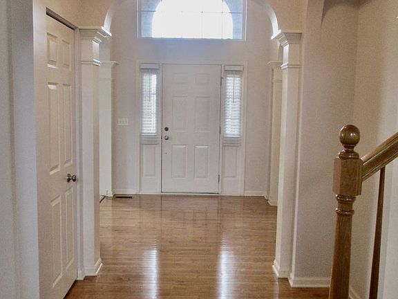 4th image of 2959 Shamrock Dr