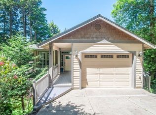 2246 NE Hotspur Ln, Lincoln City, OR