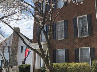 430 Tschiffely Square Rd, Gaithersburg, MD 20878