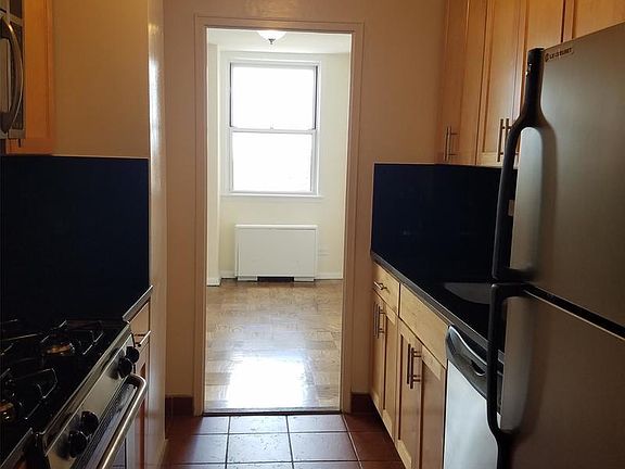 2nd image of 245 E 19th St APT 16F