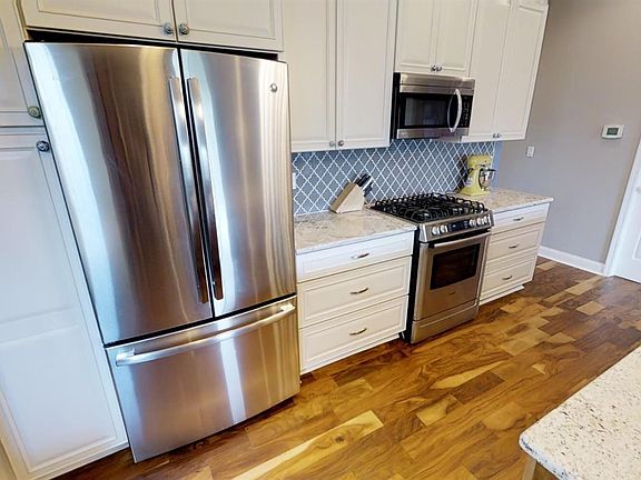 4th image of 3248 Columbia Pkwy Unit 4-19