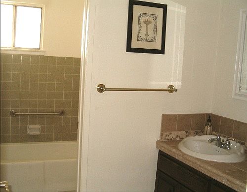 Downstairs 2 Room Bathroom