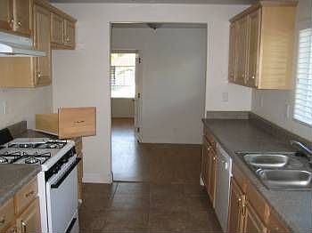 4th image of 7813 33rd Ave