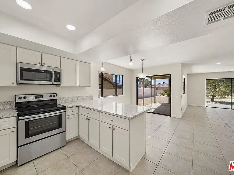 9861 Hoylake Rd — Photo 18