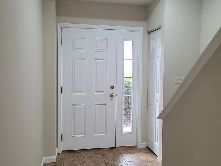 2029 Powell Dr — Photo 5