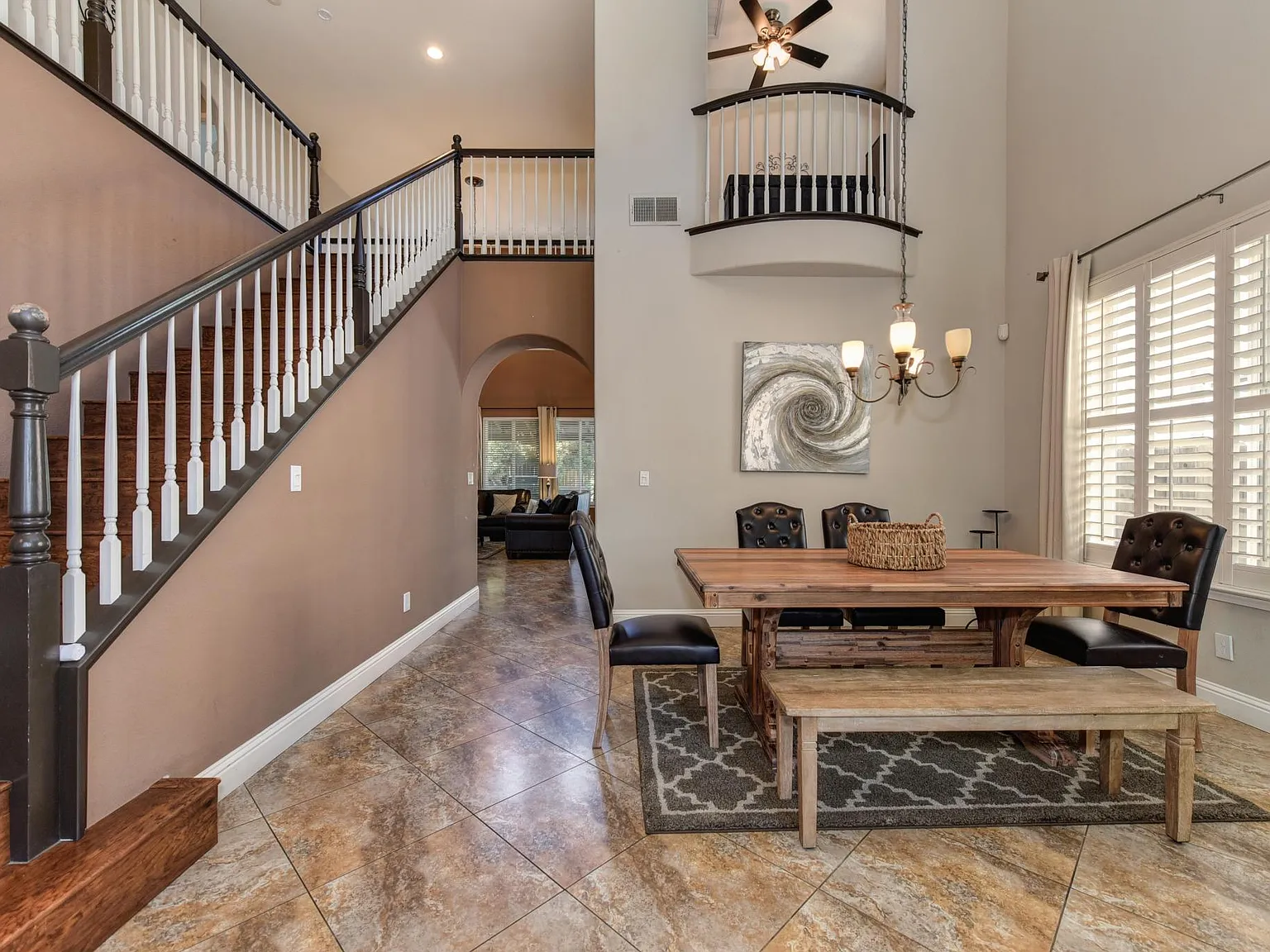 4709 Wyndview Dr — Photo 3