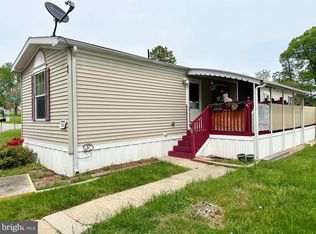 45 Rockywood Ln, Essex, MD 21221