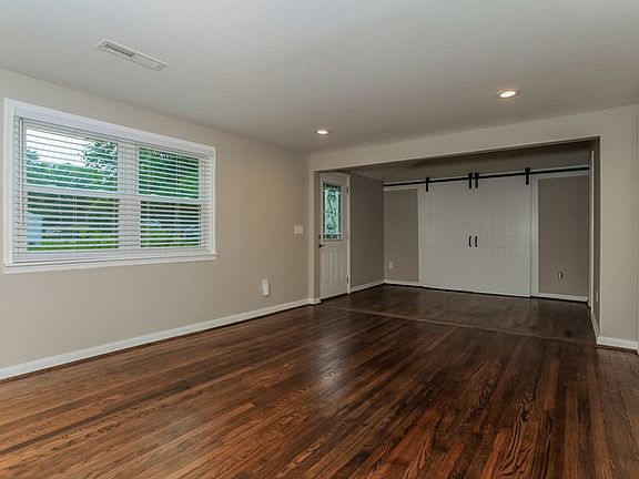 3rd image of 4432 Gene Ln