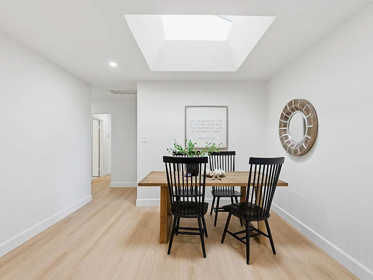 5254 Dellwood Way — Photo 32