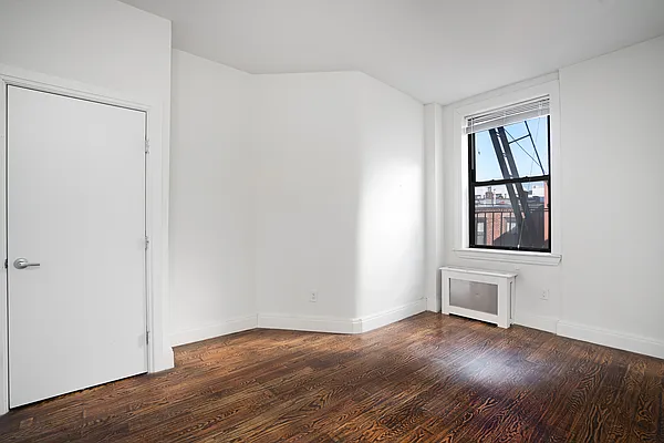 Rented by Compass | media 3