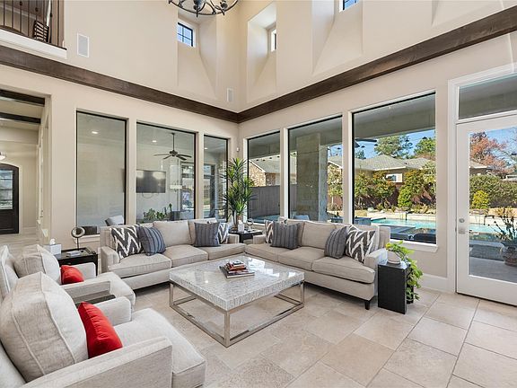 3rd image of 24806 Pearl Crest Ln