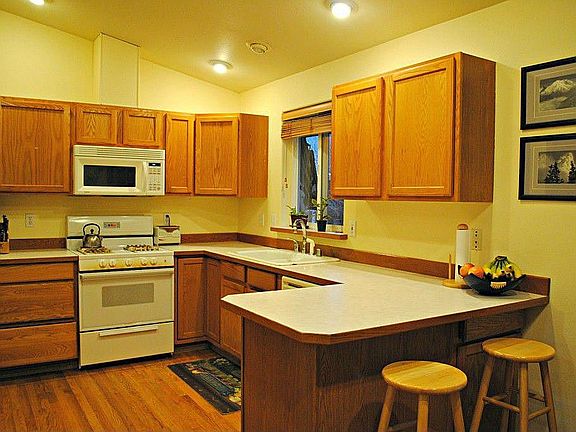 4th image of 3026 Glenhaven Dr
