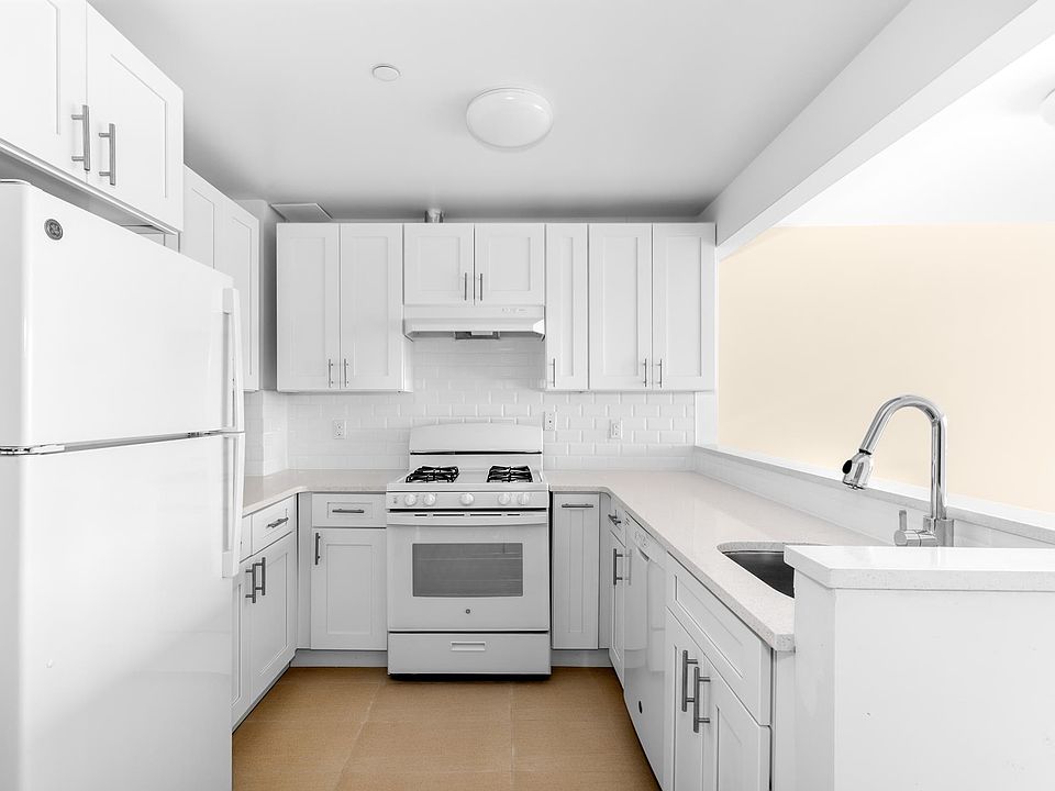 1st image of 87-65 171st St #2E