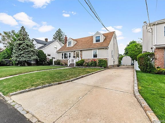 2nd image of 14 Evans Ave