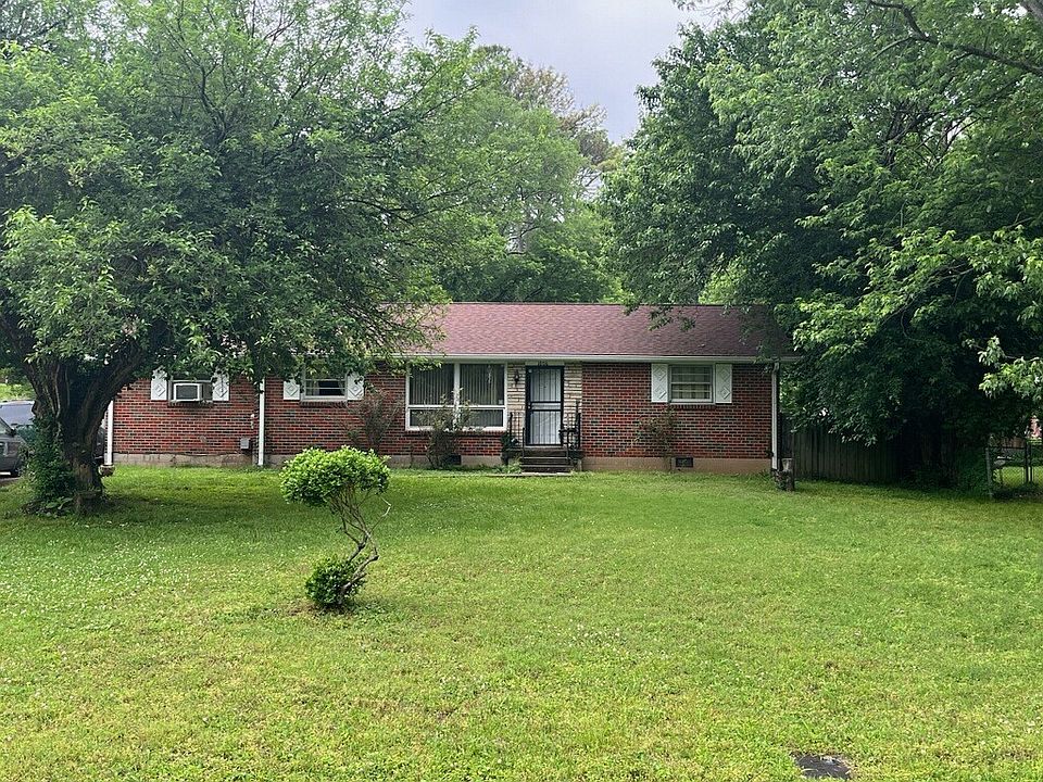 2nd image of 1806 Hayden Dr