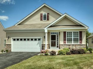 4 Jasmine Dr, Middletown, NY 10940