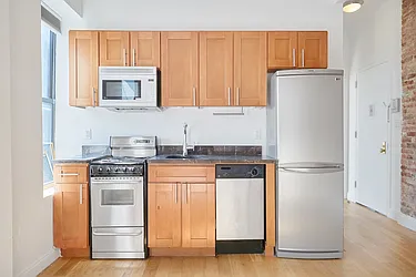Rented by Living New York