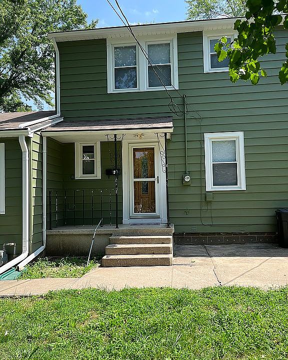 1st image of 778 Manorcrest Dr