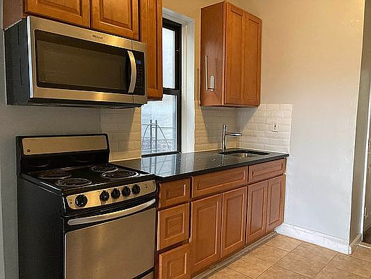 1st image of 1895 Amsterdam Ave #5A