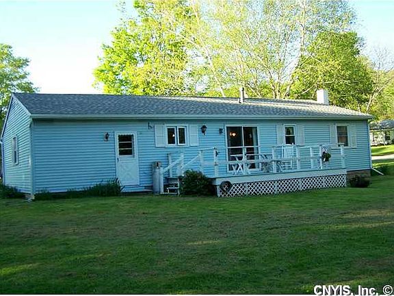 2nd image of 9 Radnor Ln