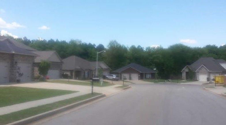 2nd image of 118 Somerset Park Dr