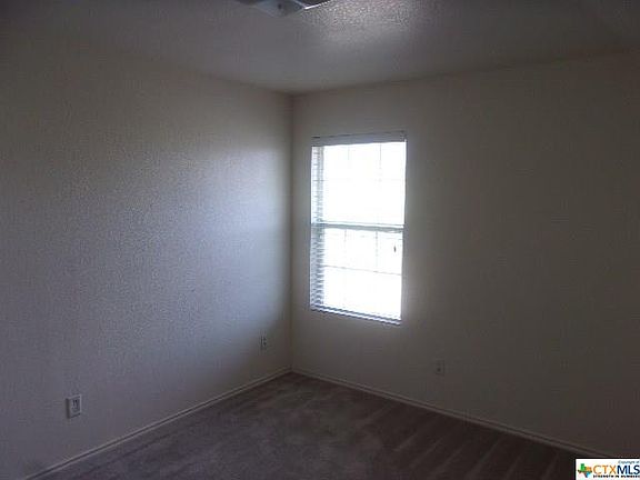 2nd image of 1910 Monte Carlo Ln