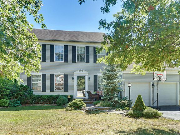 5th image of 171 Pin Oak Ct
