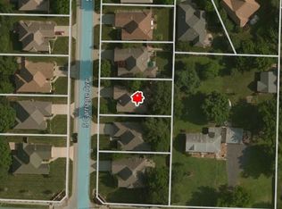 1136 S Carriage Ave, Springfield, MO 65809