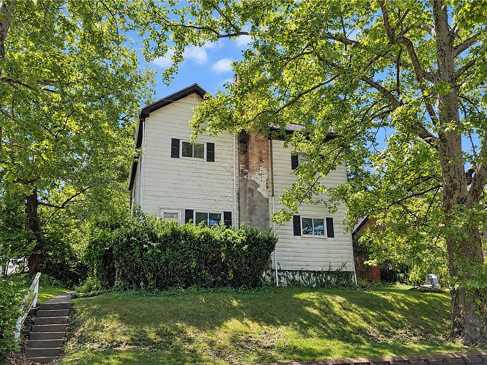1st image of 726 E 9th Ave