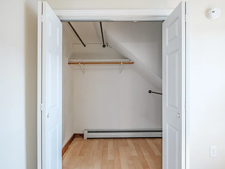 533 Washington Ave #2 — Photo 36