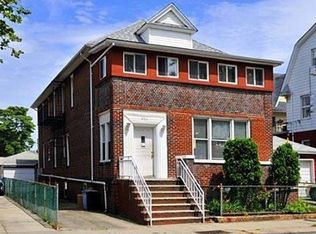 3711 Sea Gate Ave, Brooklyn, NY