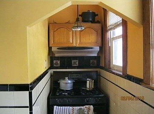 2nd image of 218 Brookside Pkwy #1