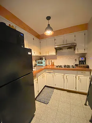 Rented by Corcoran | media 12