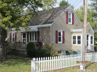 350 Chestnut St, North Syracuse, NY 13212