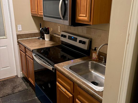 4th image of 4902 Chaney St #A